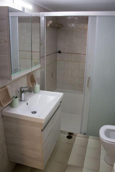 Spacious Apartment In The Heart Of Pythagorion ภายนอก รูปภาพ